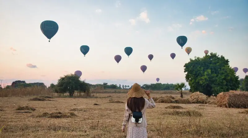 traveling as a woman in dubai